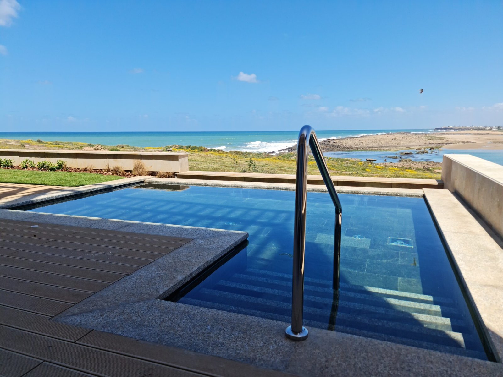 infinity-private-pool-arzana-conrad-rabat
