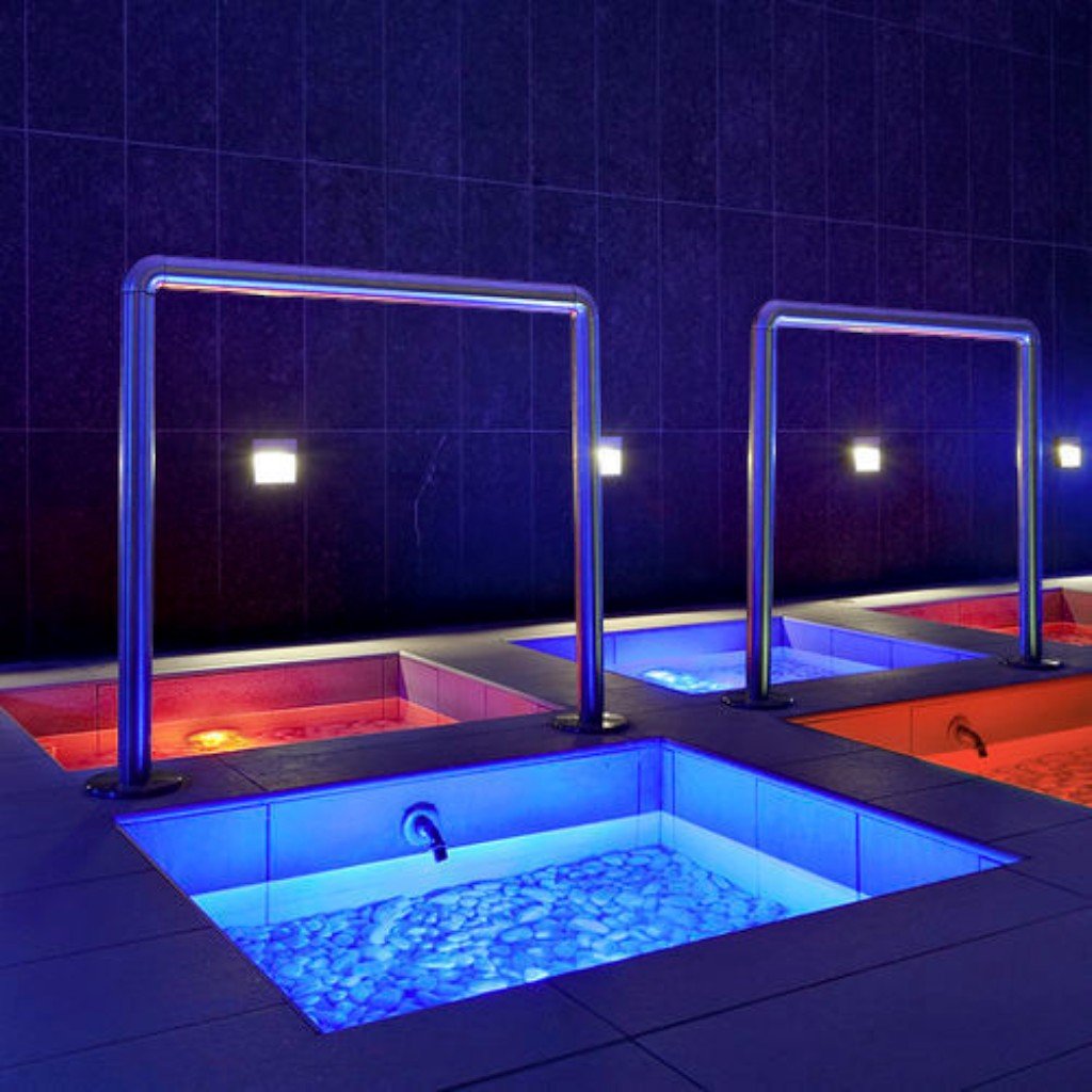 sensory-experience-shower-kneipp-walk-rain-walk-massor-maroc